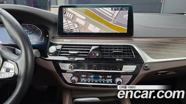 BMW 5-Series 530i Luxury
