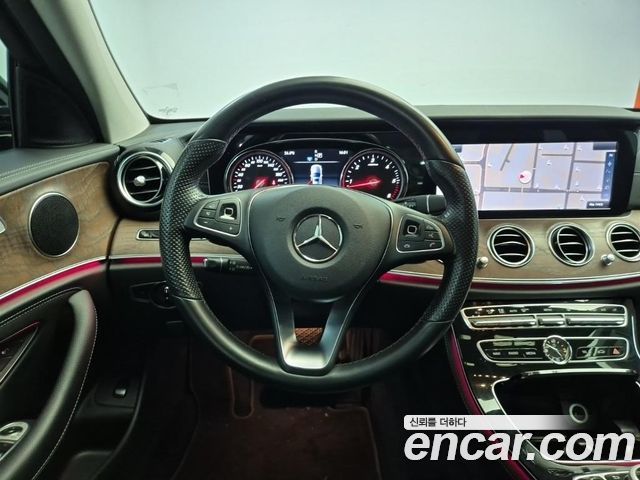 Mercedes-Benz E-Class E220d Exclusive