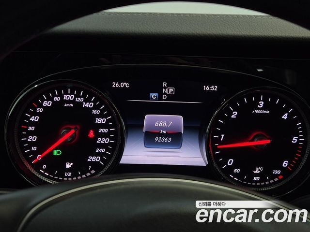 Mercedes-Benz E-Class E220d Exclusive