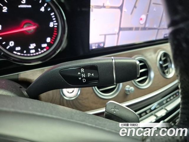 Mercedes-Benz E-Class E220d Exclusive