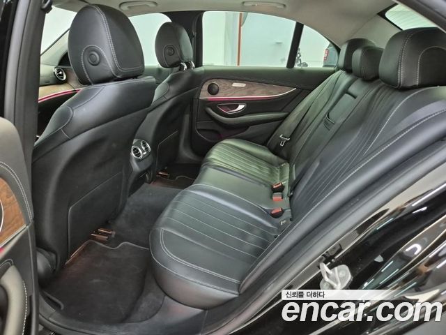 Mercedes-Benz E-Class E220d Exclusive