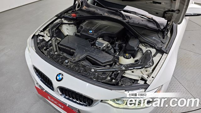 BMW 4-Series 428i M Sport Convertible