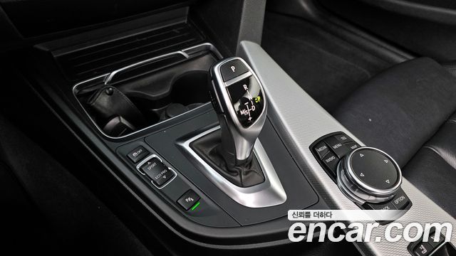 BMW 4-Series 428i M Sport Convertible