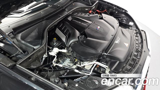 BMW X6M 4.4