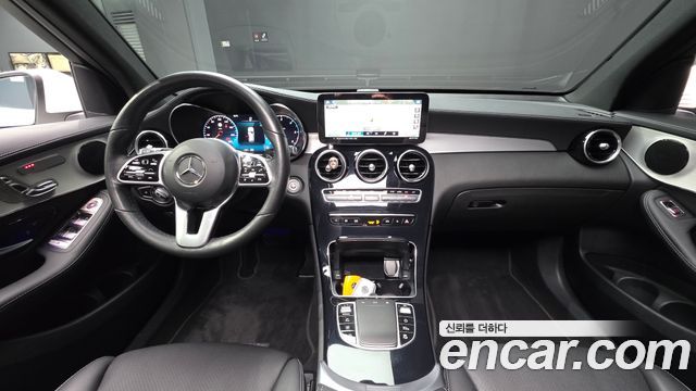 Mercedes-Benz GLC-Class GLC220 d 4MATIC