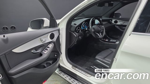 Mercedes-Benz GLC-Class GLC220 d 4MATIC