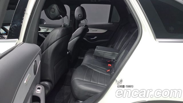 Mercedes-Benz GLC-Class GLC220 d 4MATIC