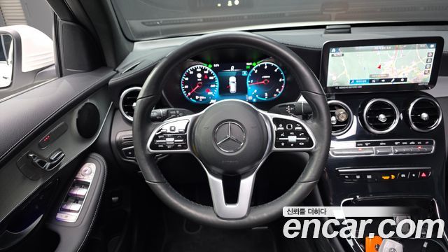 Mercedes-Benz GLC-Class GLC220 d 4MATIC