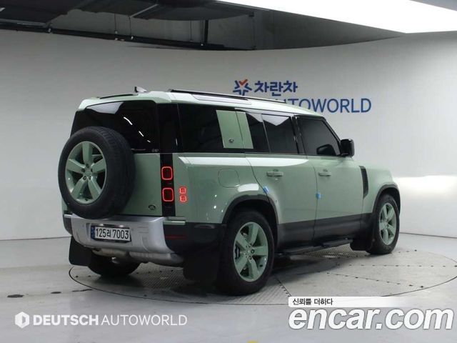 Land Rover Defender 110 D300 75th Edition