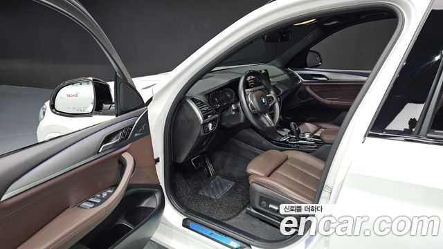 BMW X3 xDrive 20i M sports Online Exclusive Edition