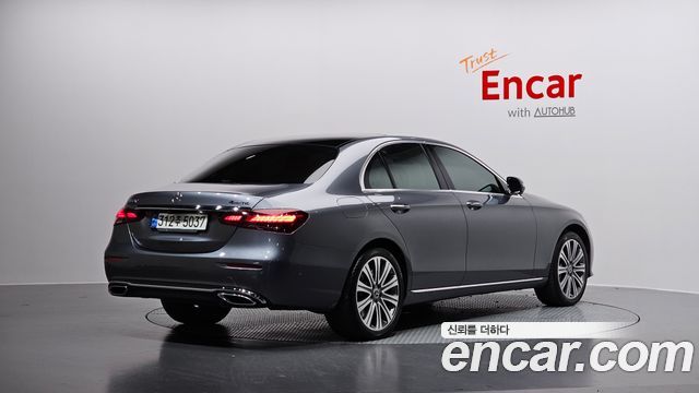 Mercedes-Benz E-Class E450 4MATIC Exclusive