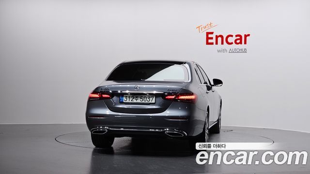 Mercedes-Benz E-Class E450 4MATIC Exclusive