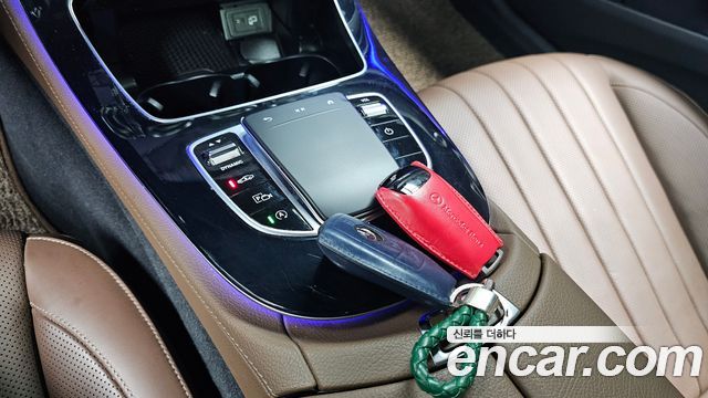 Mercedes-Benz E-Class E450 4MATIC Exclusive