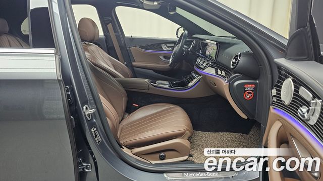 Mercedes-Benz E-Class E450 4MATIC Exclusive