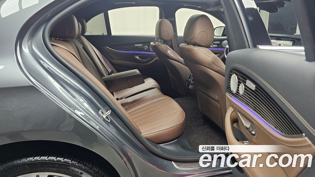 Mercedes-Benz E-Class E450 4MATIC Exclusive