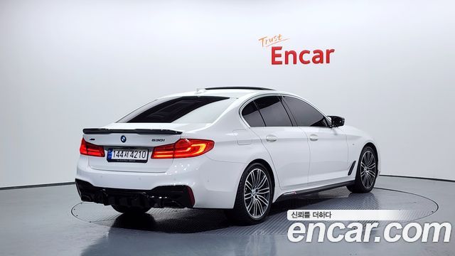 BMW 5-Series 530i xDrive M Sport Package Plus
