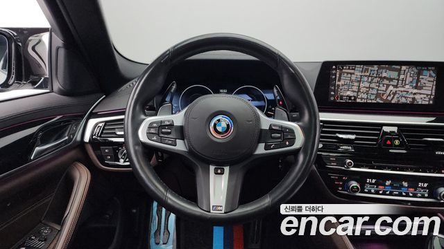 BMW 5-Series 530i xDrive M Sport Package Plus