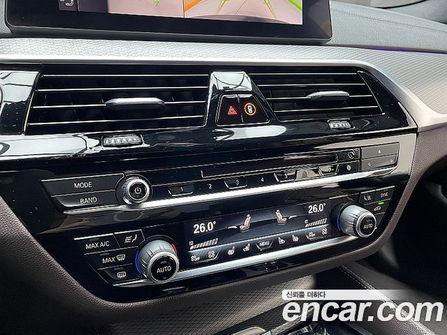 BMW 5-Series M550d xDrive
