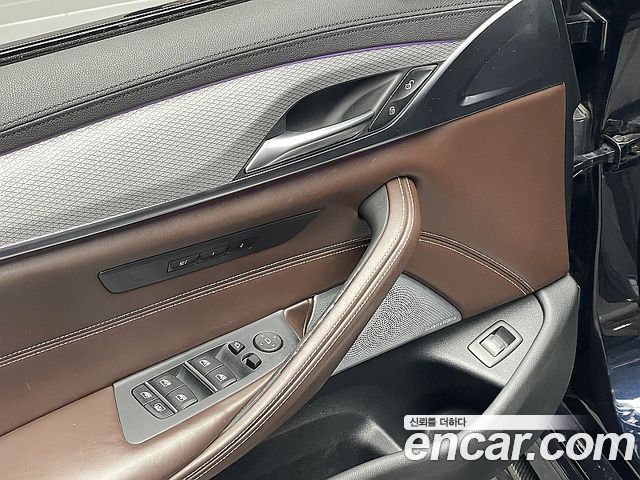 BMW 5-Series M550d xDrive