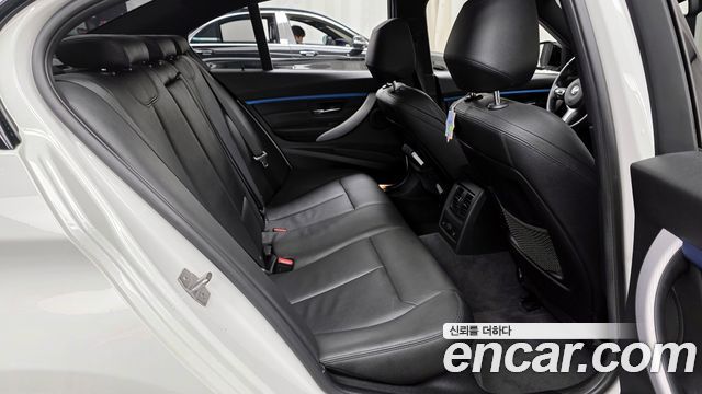 BMW 3-Series 328i M Sport