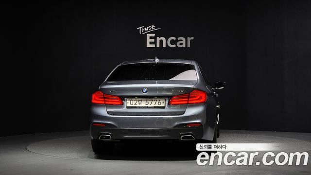 BMW 5-Series 520d xDrive M Sport Package Plus