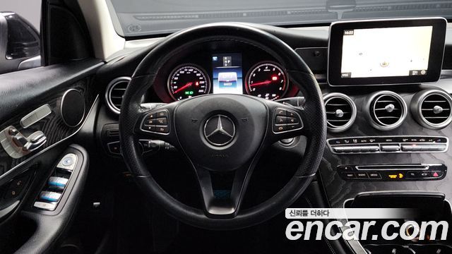 Mercedes-Benz GLC-Class GLC300 4MATIC