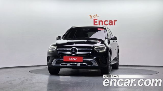 Mercedes-Benz GLC-Class GLC300e 4MATIC