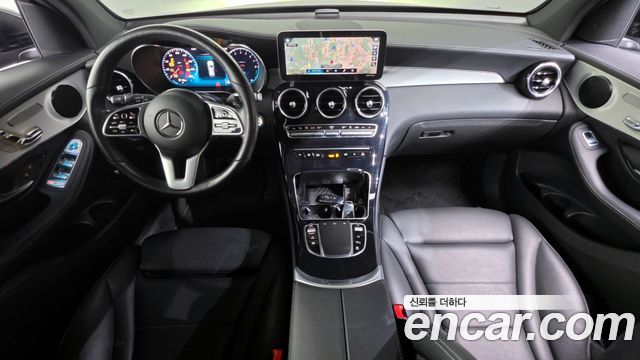 Mercedes-Benz GLC-Class GLC300e 4MATIC