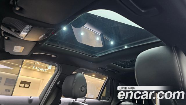Mercedes-Benz GLC-Class GLC300e 4MATIC