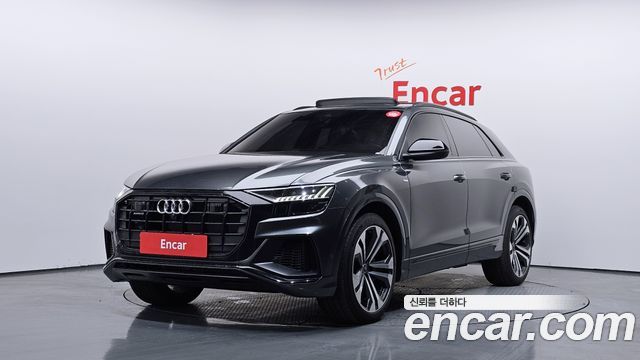 Audi Q8 55 TFSI Quattro Premium