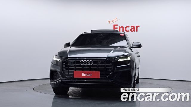 Audi Q8 55 TFSI Quattro Premium