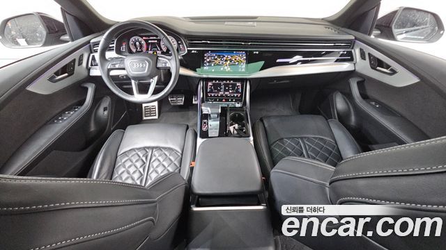 Audi Q8 55 TFSI Quattro Premium