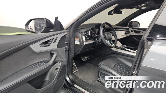 Audi Q8 55 TFSI Quattro Premium