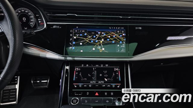 Audi Q8 55 TFSI Quattro Premium