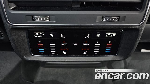 Audi Q8 55 TFSI Quattro Premium