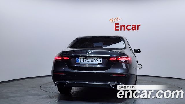 Mercedes-Benz E-Class E250 Avantgarde