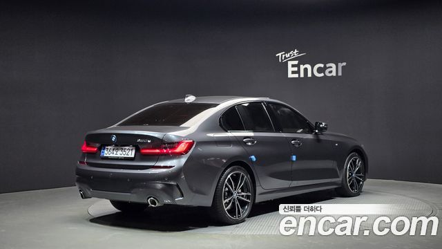 BMW 3-Series 330e M Sport