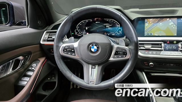 BMW 3-Series 330e M Sport