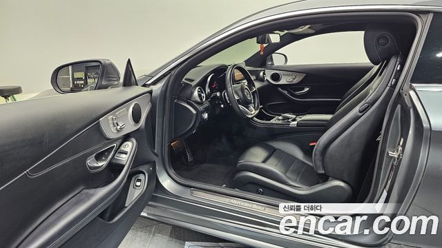Mercedes-Benz C-Class C200 Coupe