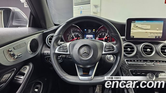 Mercedes-Benz C-Class C200 Coupe