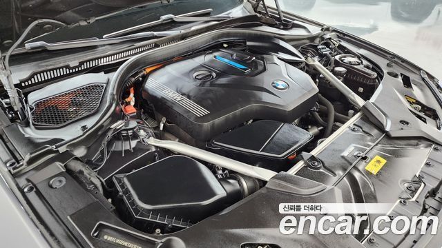 BMW 5-Series 530e M Sport