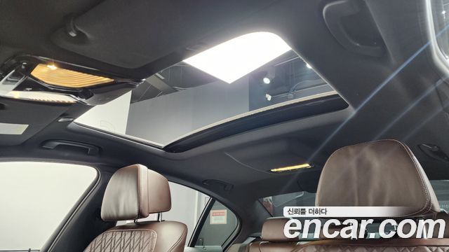 BMW 5-Series 530e M Sport