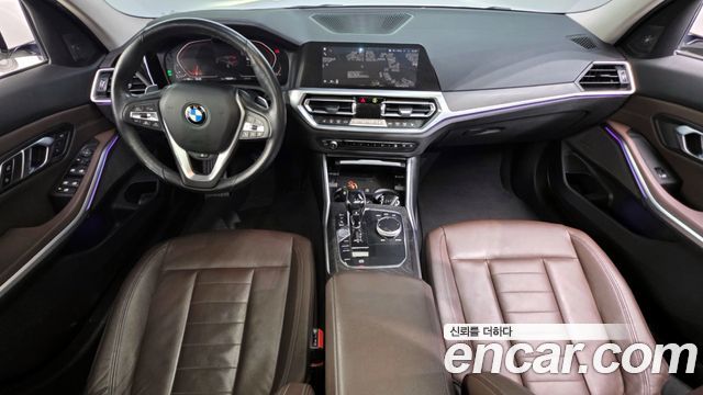 BMW 3-Series 320d Luxury