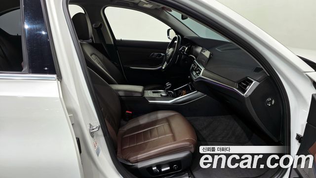 BMW 3-Series 320d Luxury