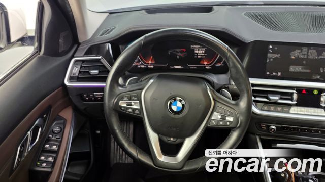 BMW 3-Series 320d Luxury