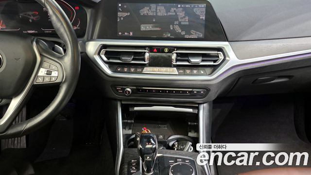 BMW 3-Series 320d Luxury