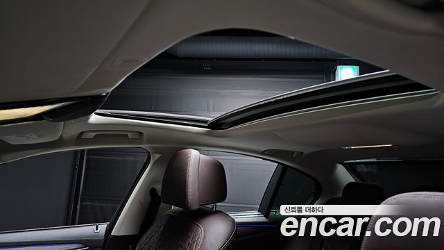 BMW 5-Series 530i xDrive Luxury