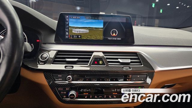 BMW 5-Series 520d M Sport package