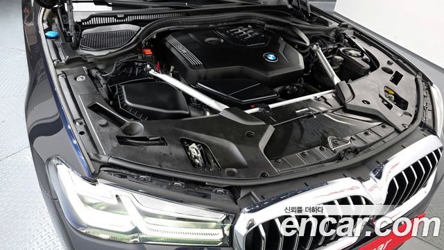 BMW 5-Series 530i M Sport Package