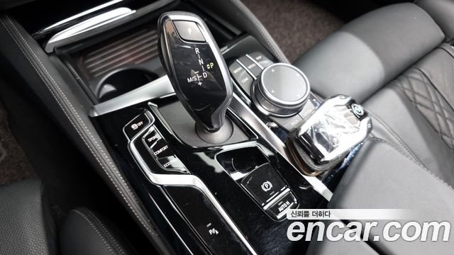 BMW 5-Series 530i M Sport Package